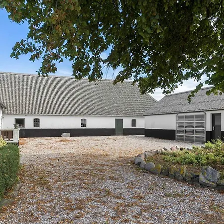 Casa vacanze Idyllic Summer In The Countrysid